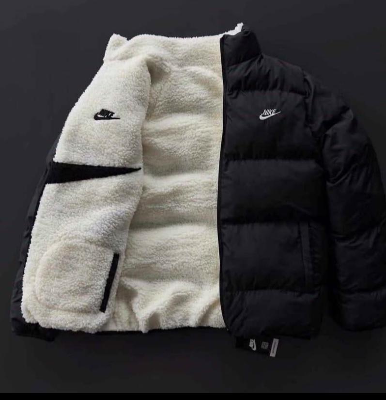 CHAQUETA NIKE DOBLE FACE