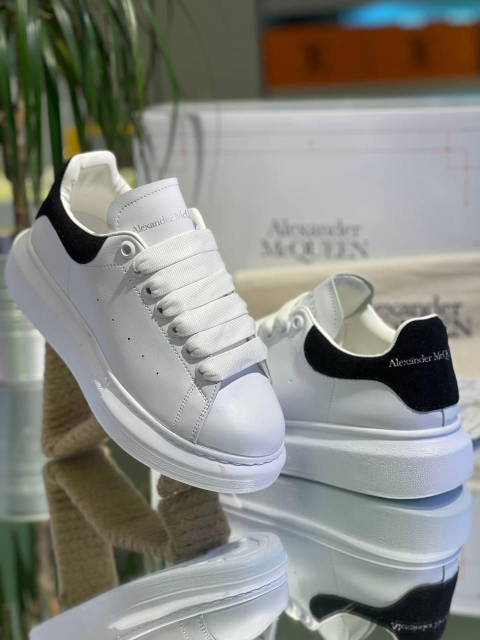 ALEXANDER MCQUEEN